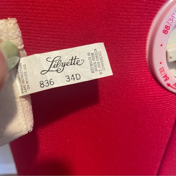 2FOR$30 Vintage Lilyette Nude Satin Bra With Underwire & Lace Size 34D - Picture 4 of 14